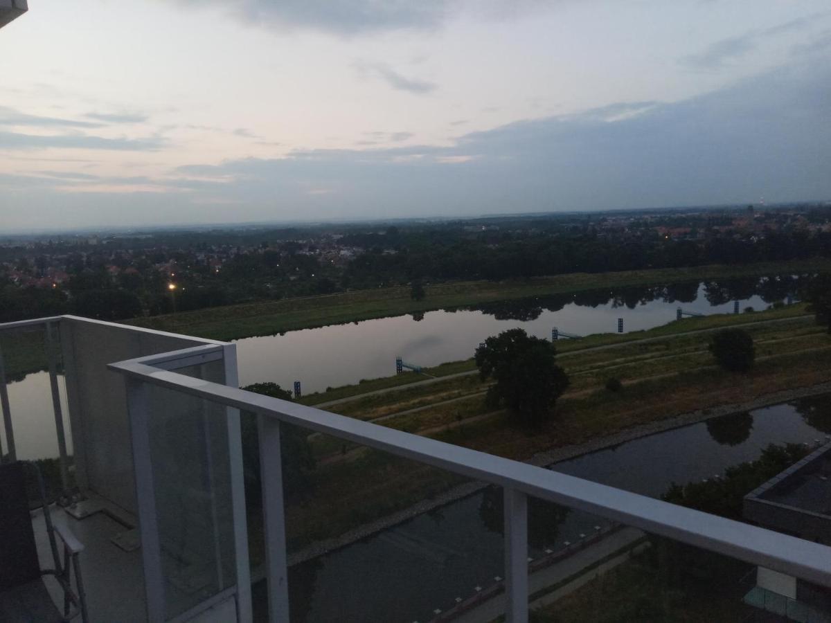 Wroclaw Penthouse Views Odra And City Center Exterior foto